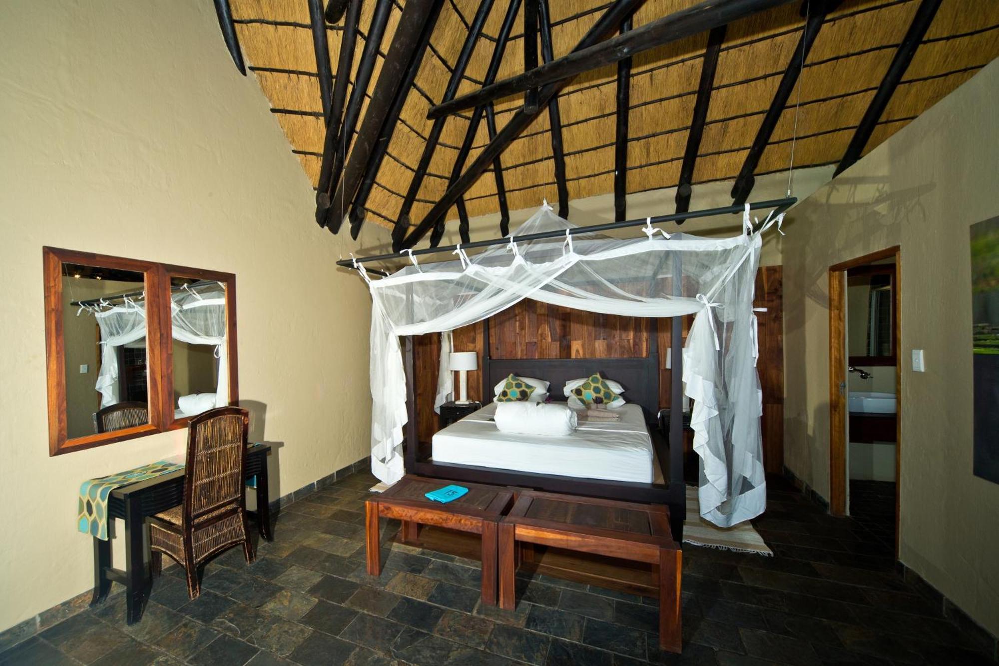 Kongola Gondwana Namushasha River Lodge מראה חיצוני תמונה